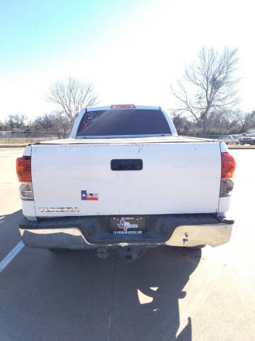 2011 Toyota Tundra Grade