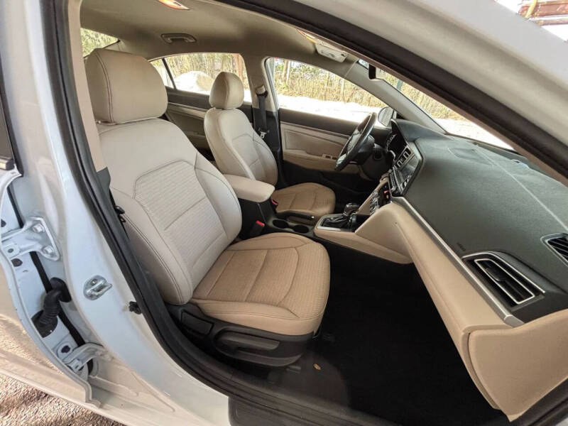 2019 Hyundai Elantra