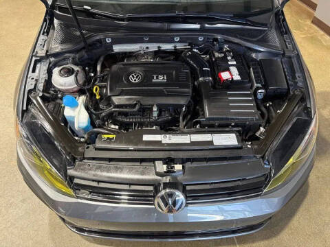 2018 Volkswagen Golf R 4Motion