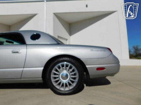 2004 Ford Thunderbird Deluxe