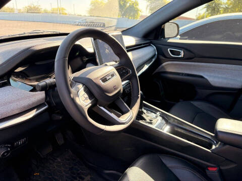 2023 Jeep Compass Latitude Lux