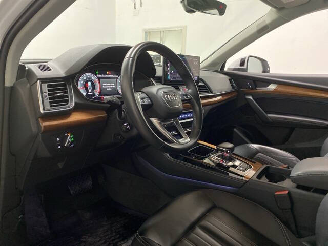 2023 Audi Q5 quattro Premium Plus 40 TFSI