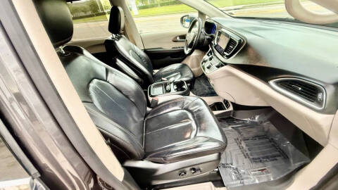 2018 Chrysler Pacifica Touring L