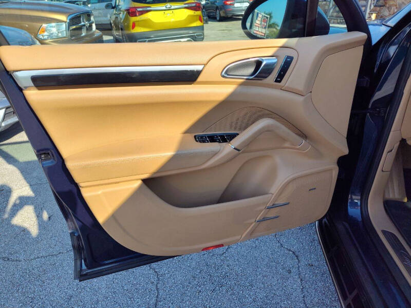 2011 Porsche Cayenne S Hybrid