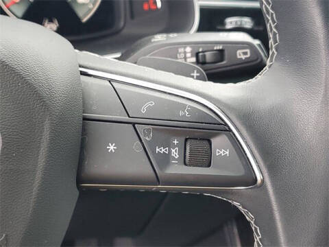 2023 Audi Q8 quattro Premium Plus 55 TFSI