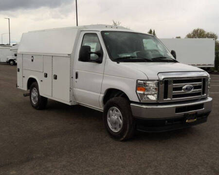 2025 Ford E-Series