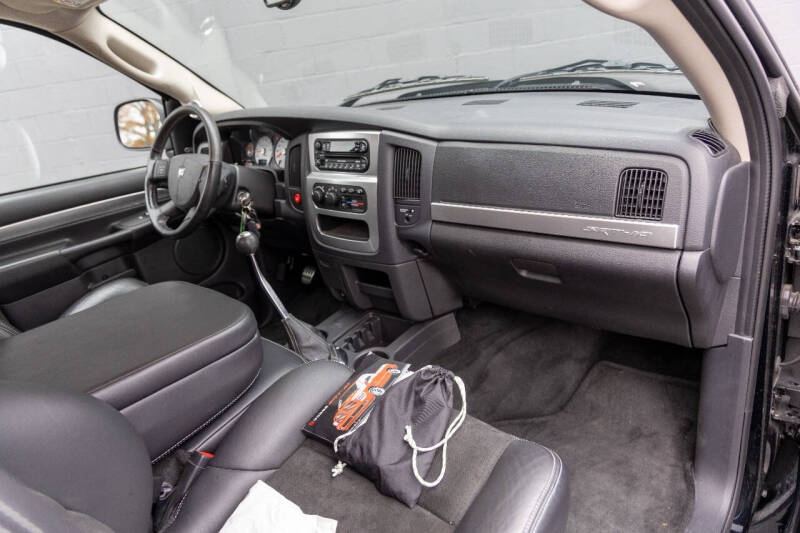 2004 Dodge Ram 1500 SRT-10