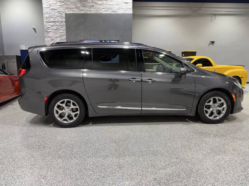 2019 Chrysler Pacifica Limited