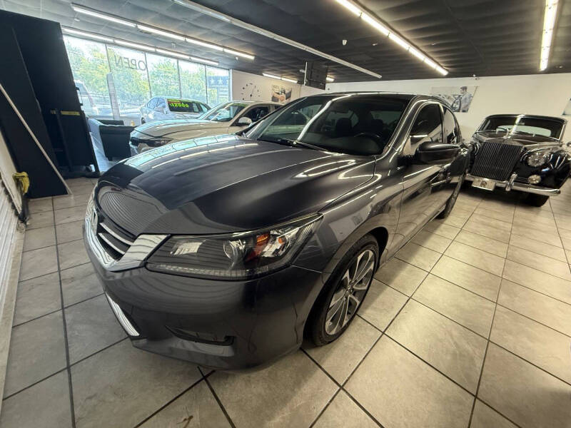 2014 Honda Accord Sport's photo