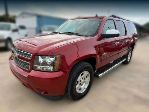 2013 Chevrolet Suburban LS