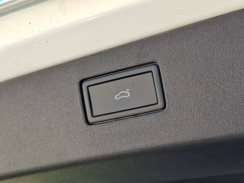 2026 Volkswagen Tiguan SE R-Line Black 4Motion