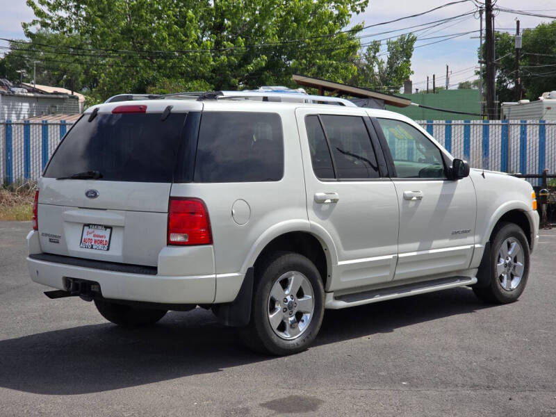 2004 Ford Explorer Limited