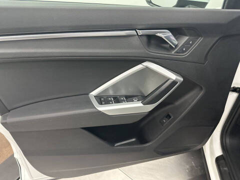 2020 Audi Q3 quattro Premium 45 TFSI