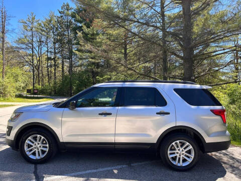 2016 Ford Explorer