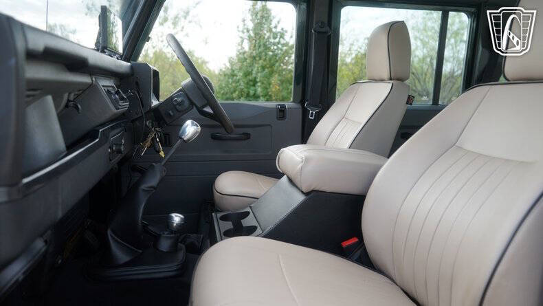 1999 Land Rover Defender