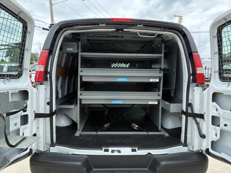 2017 Chevrolet Express 2500