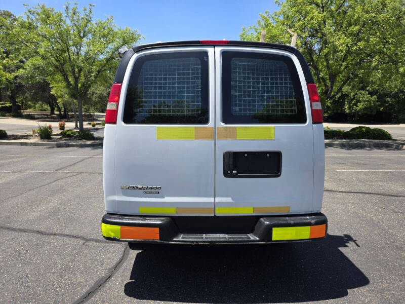 2016 Chevrolet Express 2500