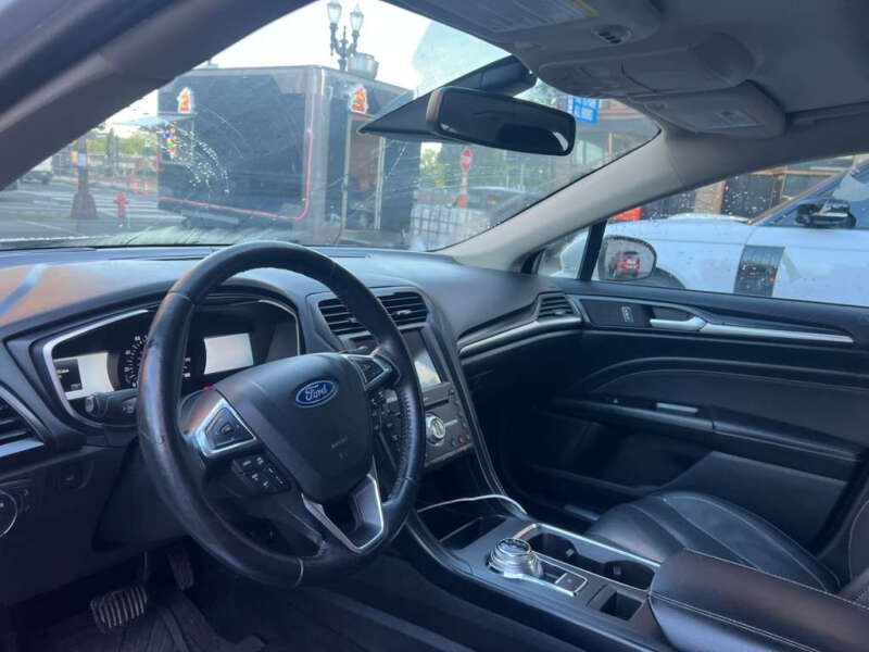 2020 Ford Fusion Titanium