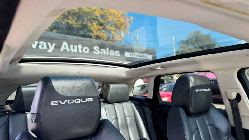 2015 Land Rover Range Rover Evoque Pure Plus