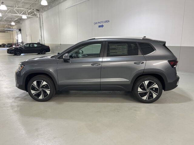 2026 Volkswagen Taos SE 4Motion