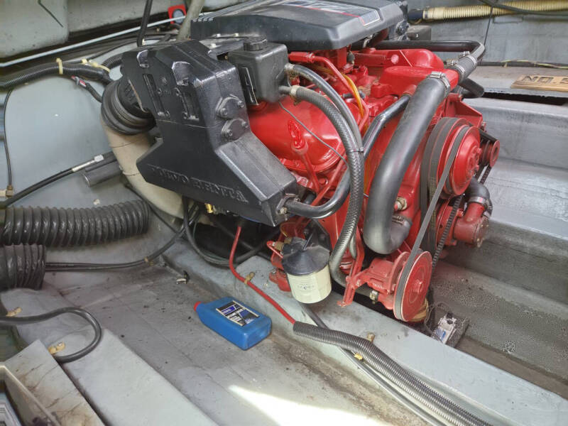 1992 Regal Ventura 8.3