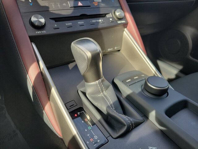 2020 Lexus IS 300