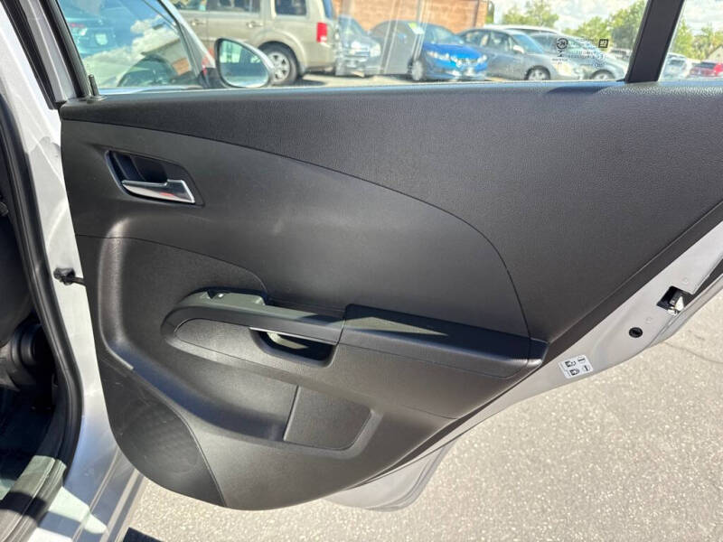 2017 Chevrolet Sonic LT Auto