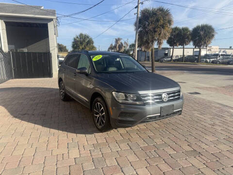 2020 Volkswagen Tiguan SE
