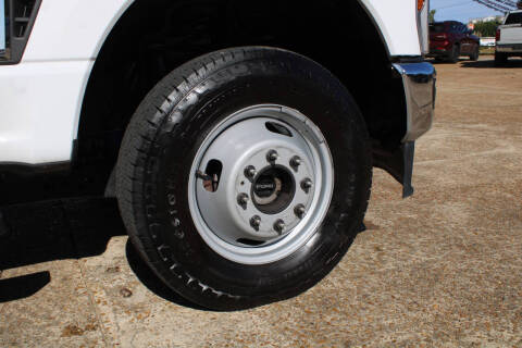 2025 Ford F-350 Super Duty XLT