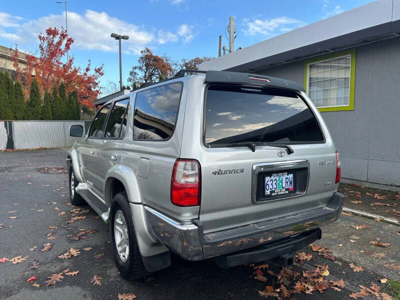 2002 Toyota 4Runner SR5