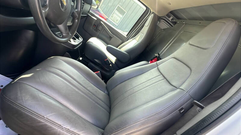 2018 Chevrolet Express 2500