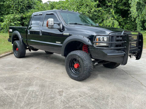 2005 Ford F-250 Super Duty for sale at United Luxury Motors in Stone Mountain GA