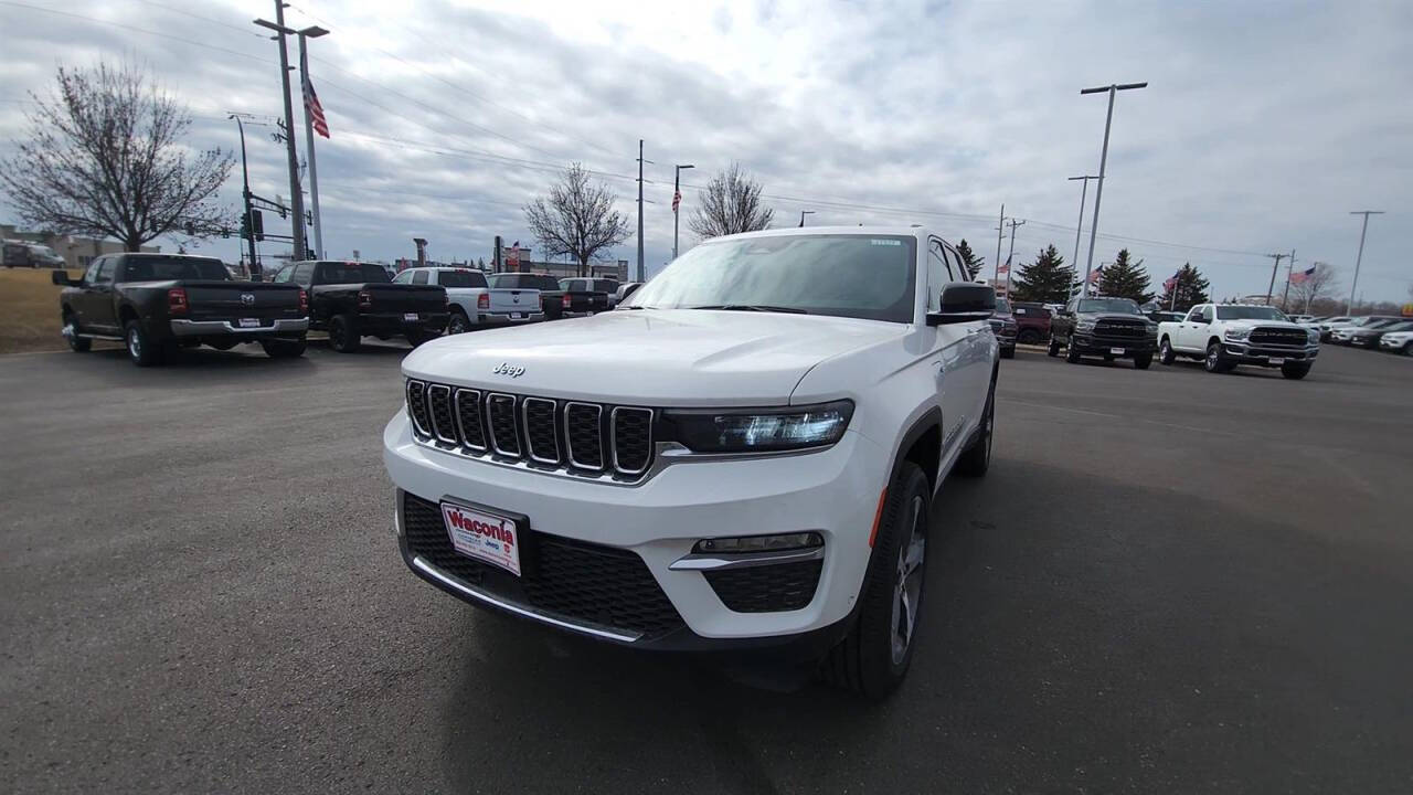 2024 Jeep Grand Cherokee for sale at Victoria Auto Sales in Victoria, MN