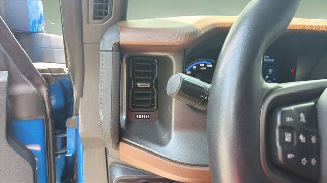 2024 Ford Bronco Outer Banks
