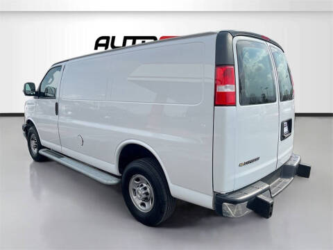 2023 Chevrolet Express 2500