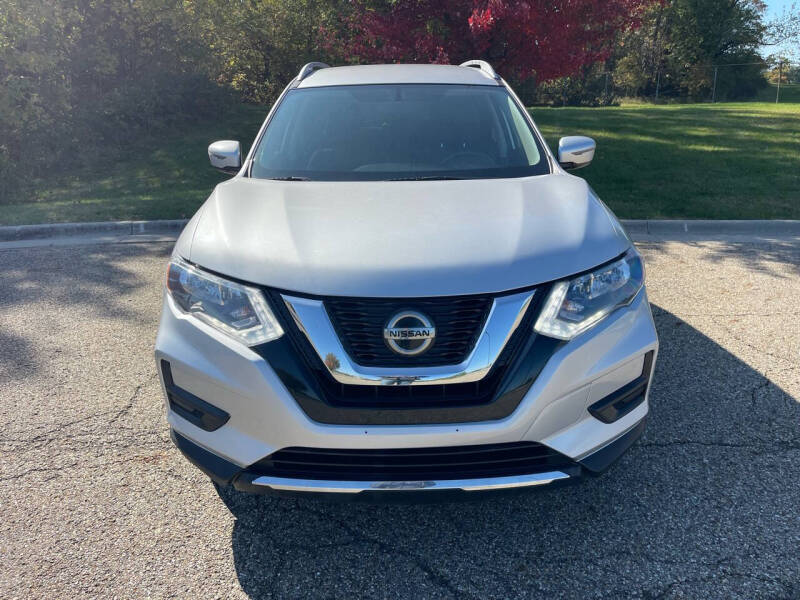 2018 Nissan Rogue null photo 3