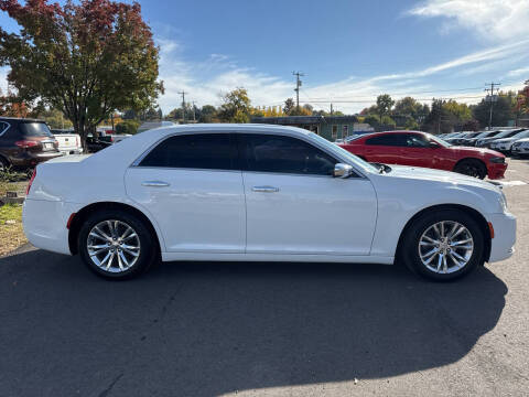 2016 Chrysler 300 C