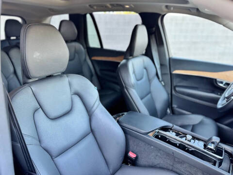 2024 Volvo XC90 B6 Plus Bright Theme 7P