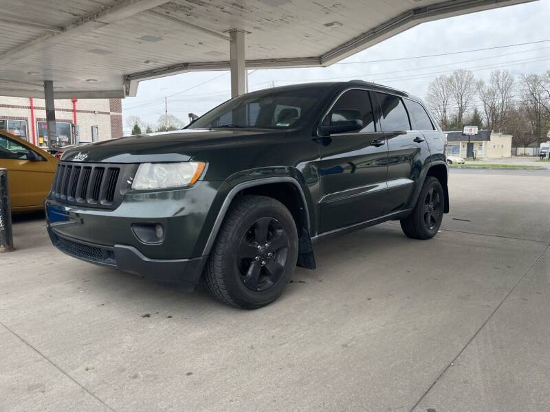 2011 Jeep Grand Cherokee for sale at JE Auto Sales LLC in Indianapolis IN