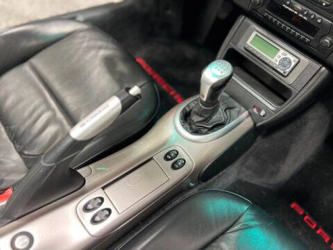 2002 Porsche 911 Carrera 4