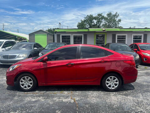 2013 Hyundai Accent GLS