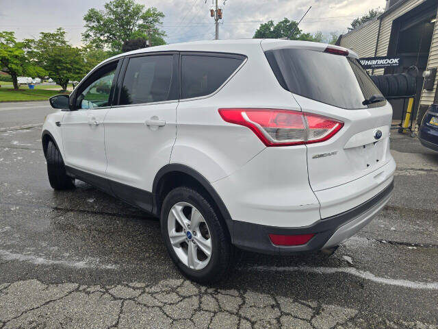 2014 Ford Escape for sale at QUEENSGATE AUTO SALES in York, PA