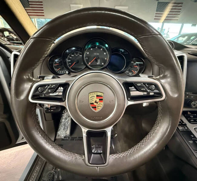 2017 Porsche Cayenne