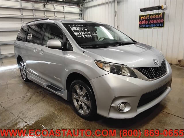 2014 Toyota Sienna SE V6 8-Passenger's photo