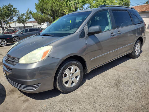 2004 Toyota Sienna for sale at Larry's Auto Sales Inc. in Fresno CA