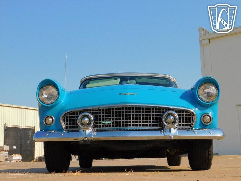 1956 Ford Thunderbird