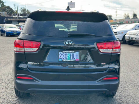2016 Kia Sorento LX