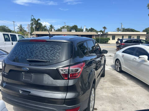 2017 Ford Escape S