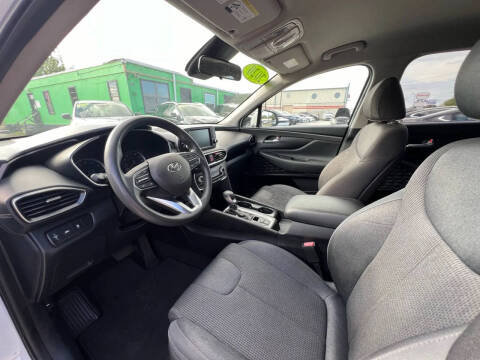 2020 Hyundai Santa Fe SE