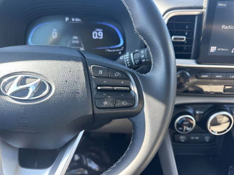 2024 Hyundai Venue SEL